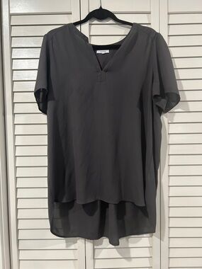Pleione Dark Green Split V-Neck Short Sleeve Blouse Size XL